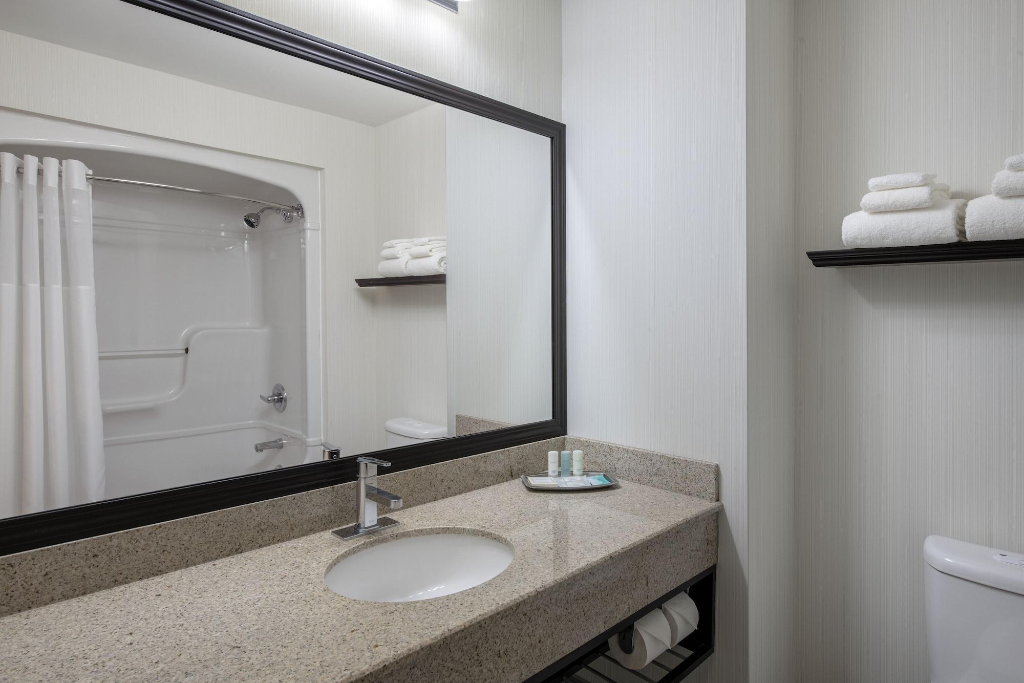 Clarion Hotel & Suites Winnipeg Extérieur photo