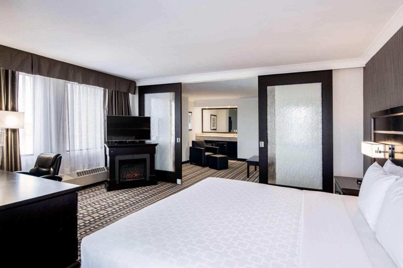 Clarion Hotel & Suites Winnipeg Extérieur photo