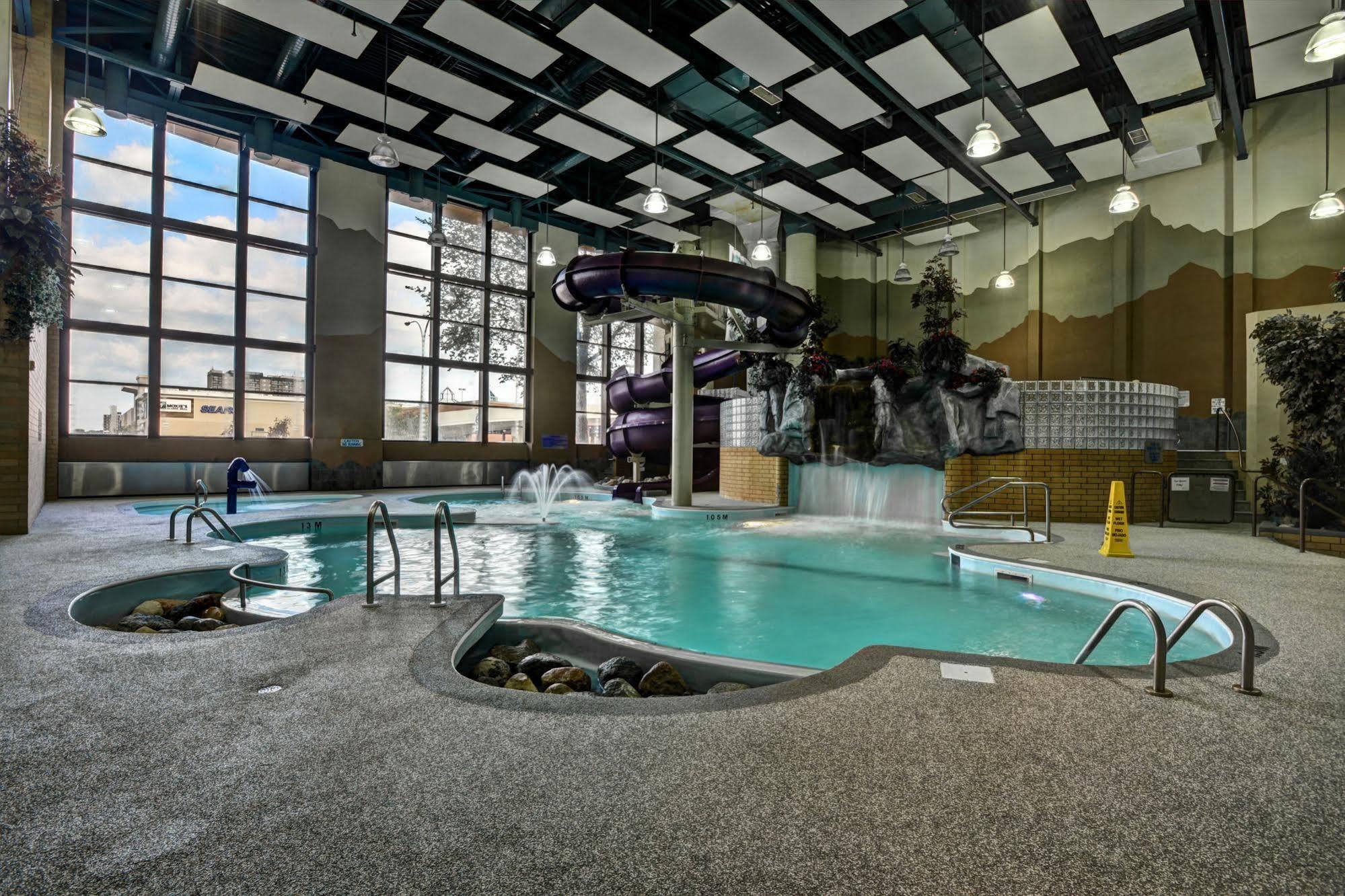 Clarion Hotel & Suites Winnipeg Extérieur photo