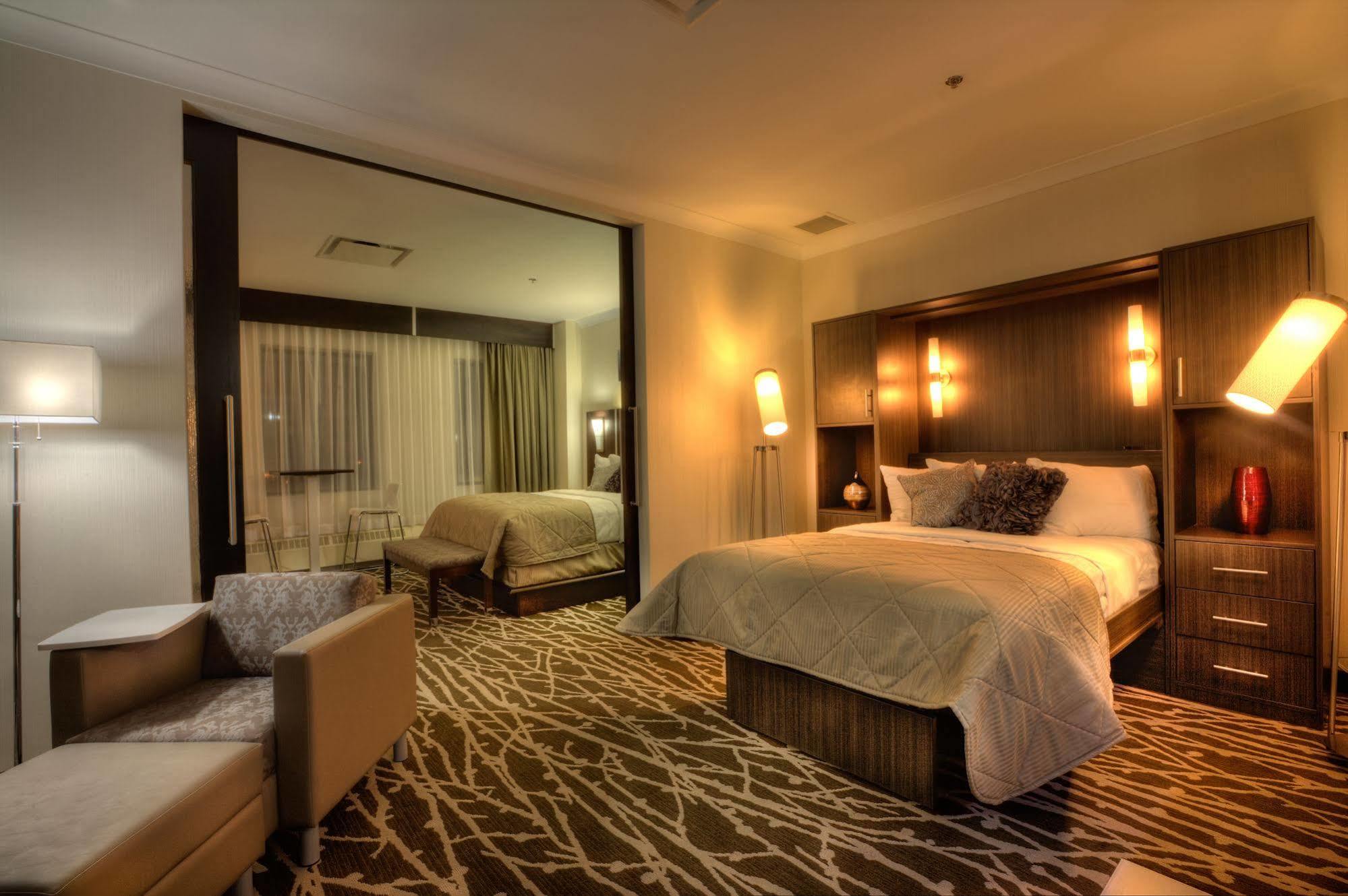 Clarion Hotel & Suites Winnipeg Extérieur photo