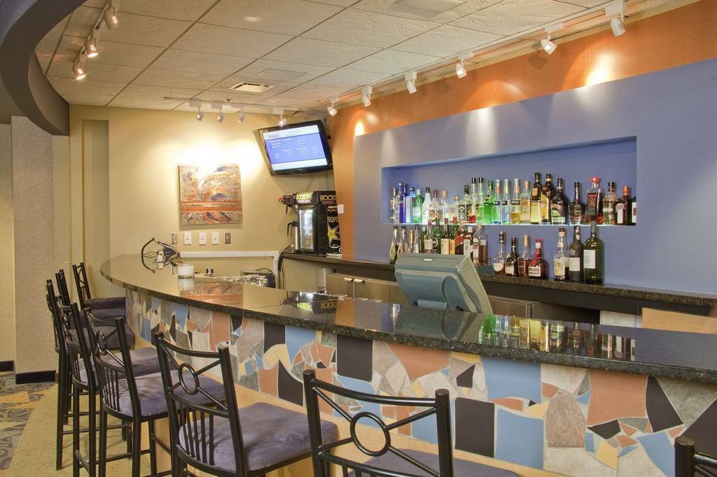 Clarion Hotel & Suites Winnipeg Extérieur photo
